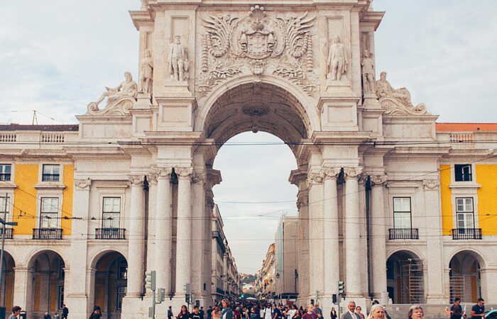 Rua Augusta Arch in Lisbon| European Tour Packages
