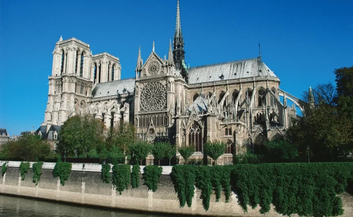 Notre-Dame Cathedral of Paris Tour Pcakages