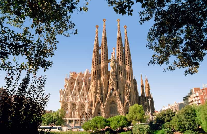 Barcelona Tour Package