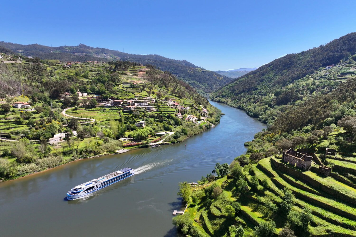 Iconic Douro River Views Ga
